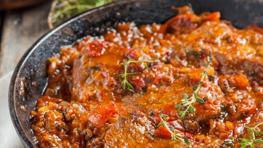 Sirloin Steak in Tomato & Caper Sauce - The Healthy Employee